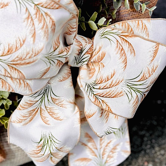 Stor rosett med mönster av pampas